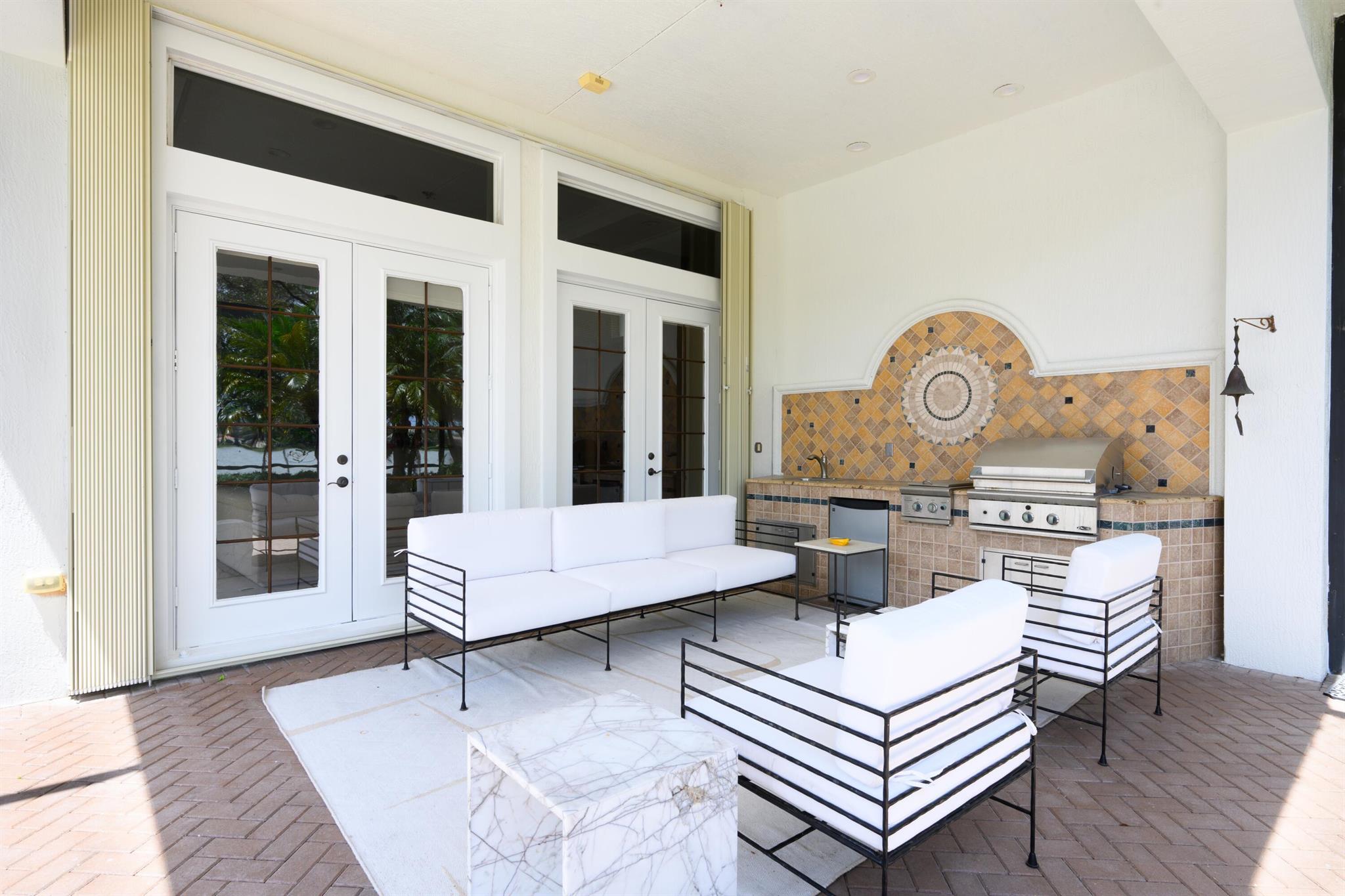 Homes for sale in West Palm Beach, FL | 7030 Isla Vista Dr, West Palm Beach, FL 33412 | MLS# R10988879