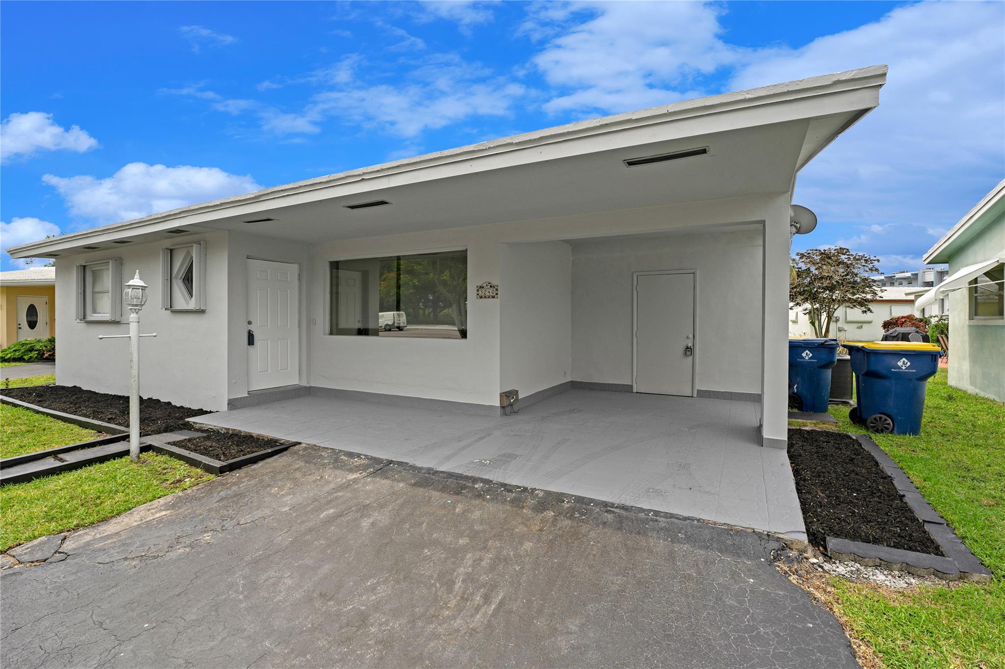 3240 Sheridan Ln Hollywood FL 33021 | F10442088