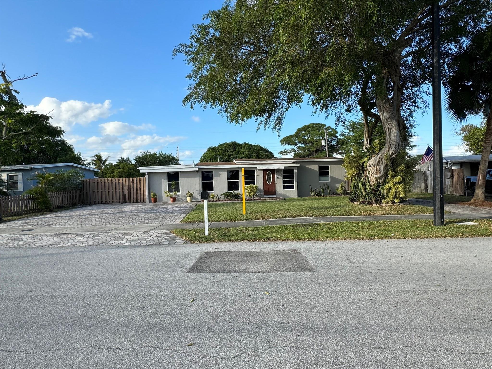 1999 Ne 53RD CT Pompano Beach FL 33064 | F10442195