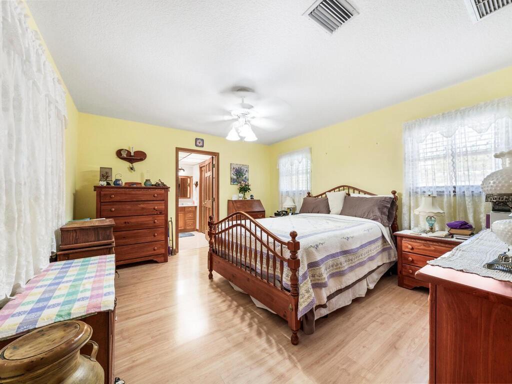 Homes for sale in Plantation, FL | 7121 Nw 11Th Ct, Plantation, FL 33313 | MLS# F10441584