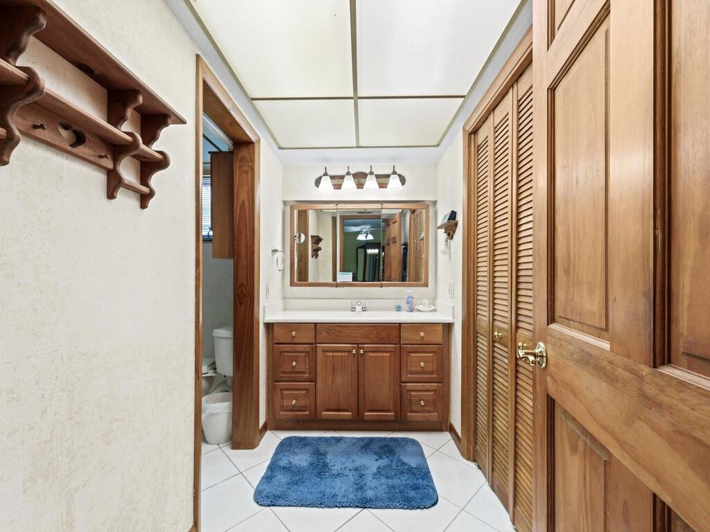 Homes for sale in Plantation, FL | 7121 Nw 11Th Ct, Plantation, FL 33313 | MLS# F10441584