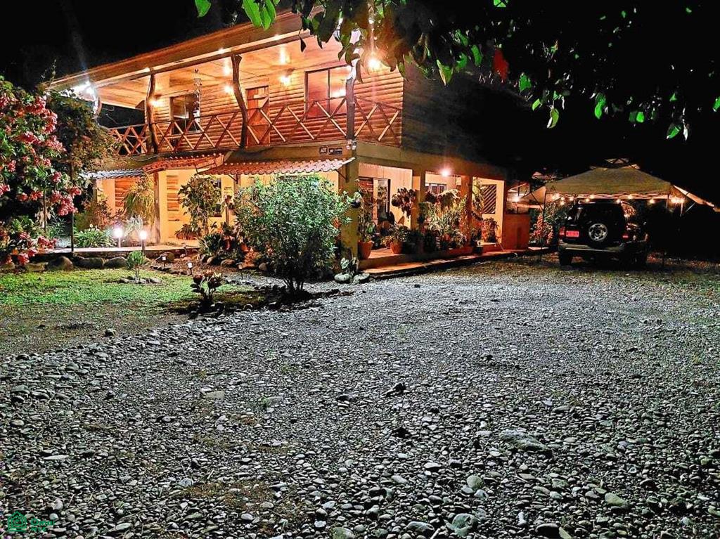 3 bed Single Family Homes For Sale in , Puntarenas - 1