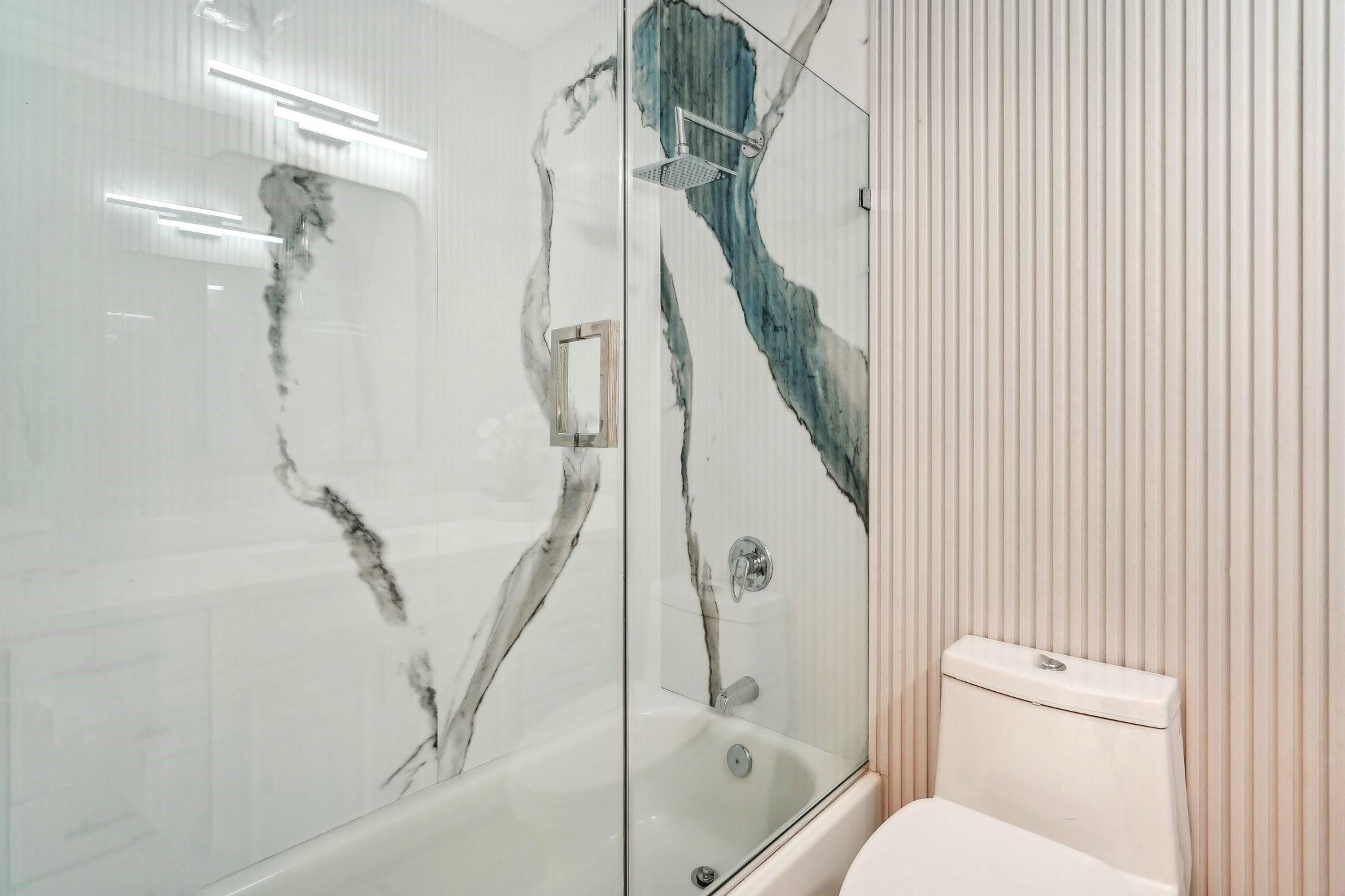 tub & shower combo 1st floor