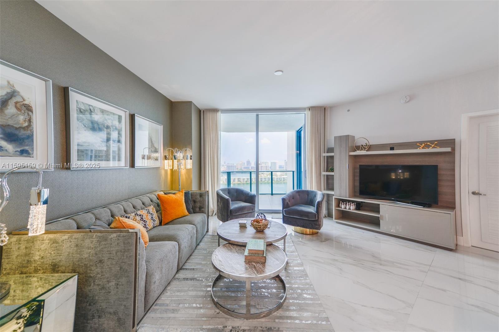 Apartamento en Venta en North Miami Beach, FL