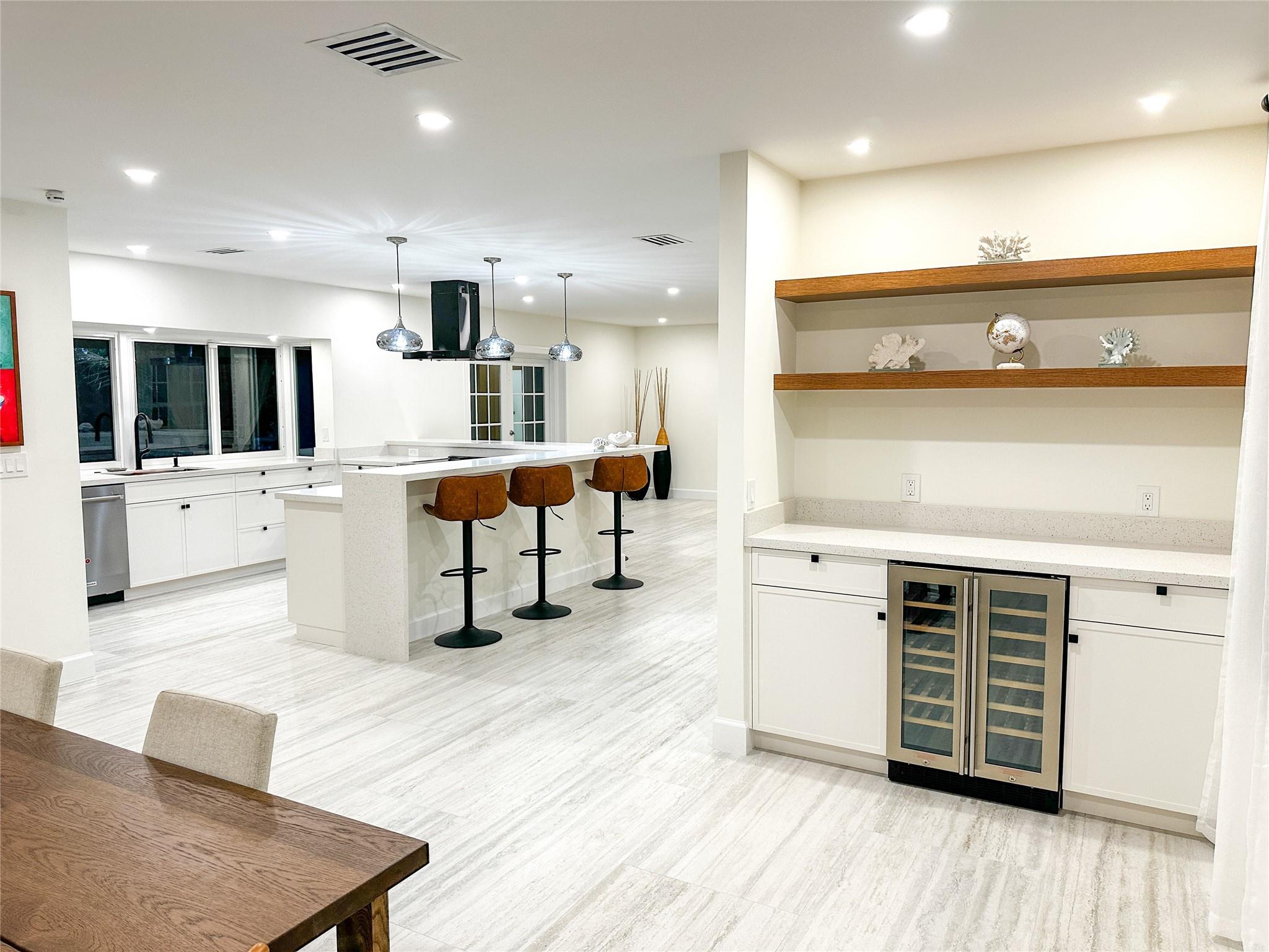 3920 Ne 21st Ave Fort Lauderdale FL 33308 | F10443504