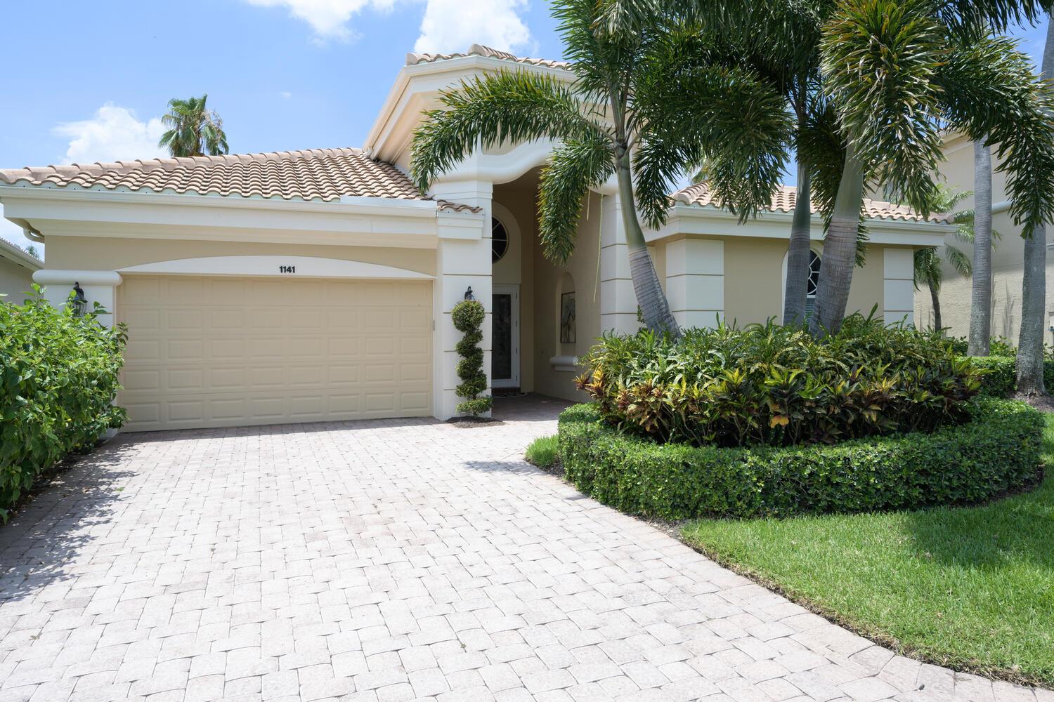 1141 Grand Cay Drive Palm Beach Gardens FL 33418 | R10991980