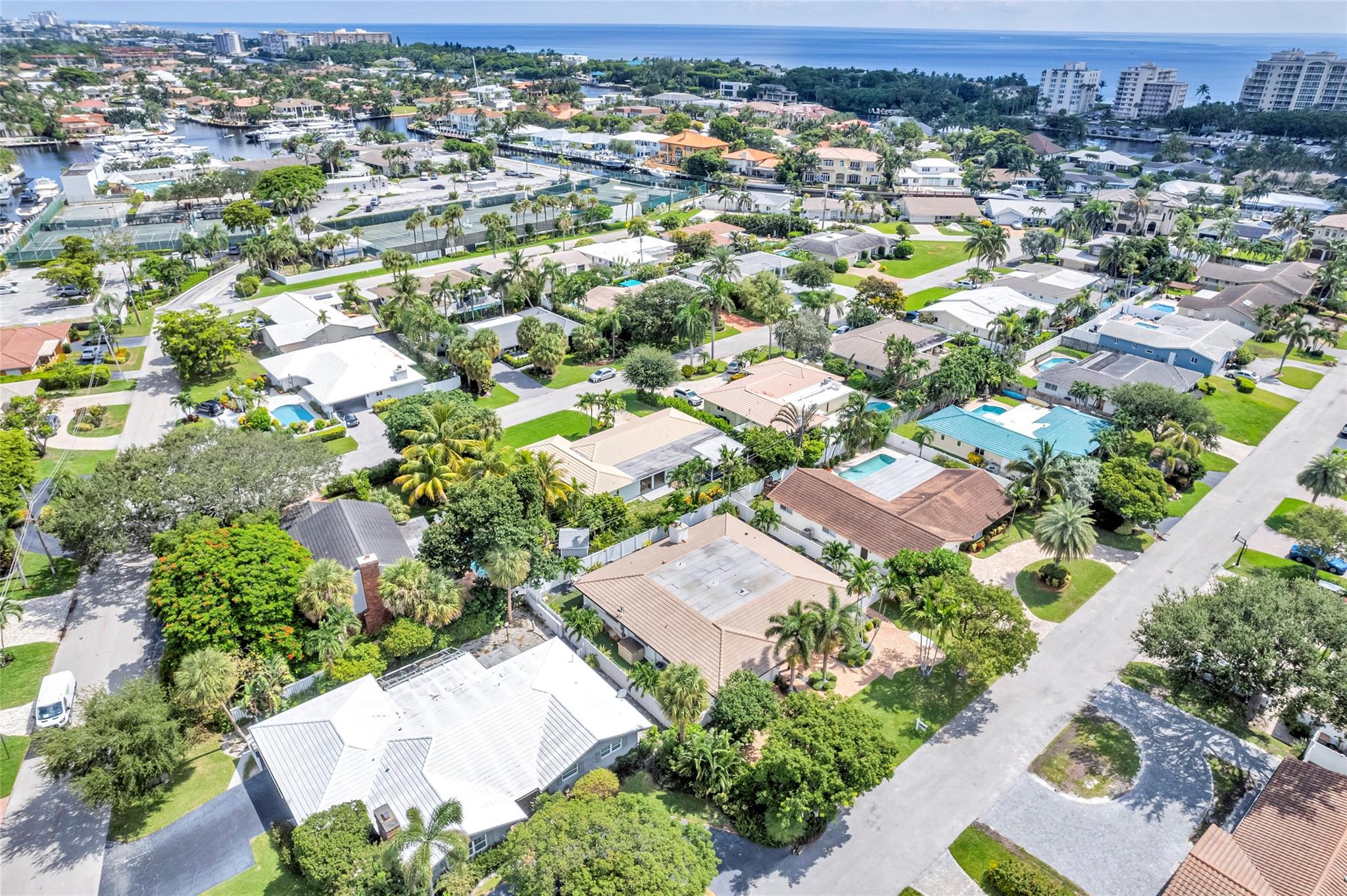 Great location located in Lighthouse Point in the Venetian Isles section