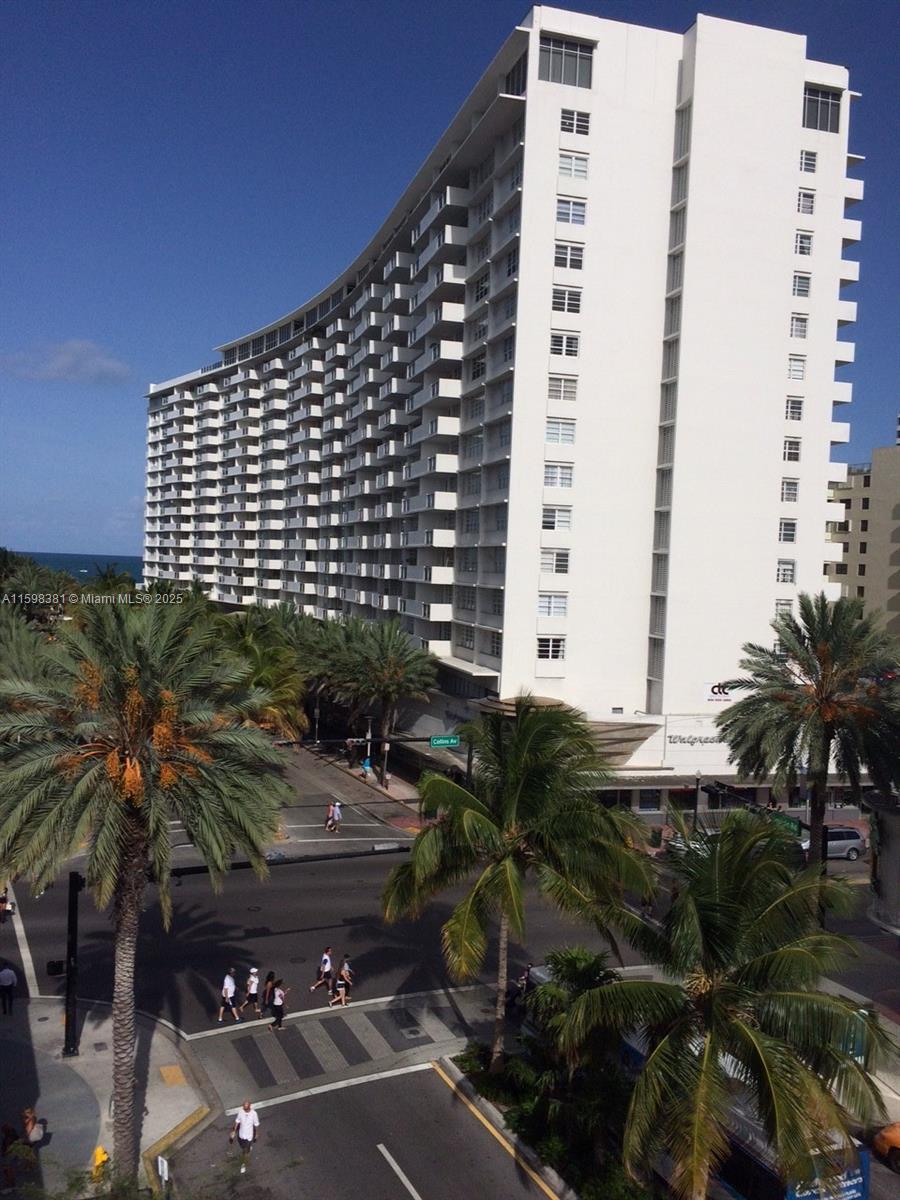 The Decoplage Condo
