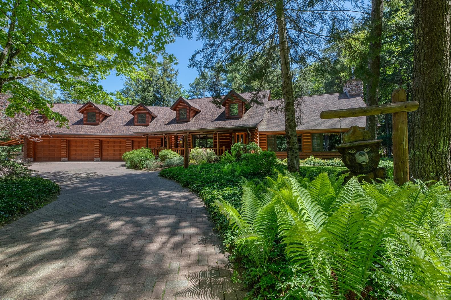 Forest Lake Property 6274 Forest Lake Rd W Photo 1