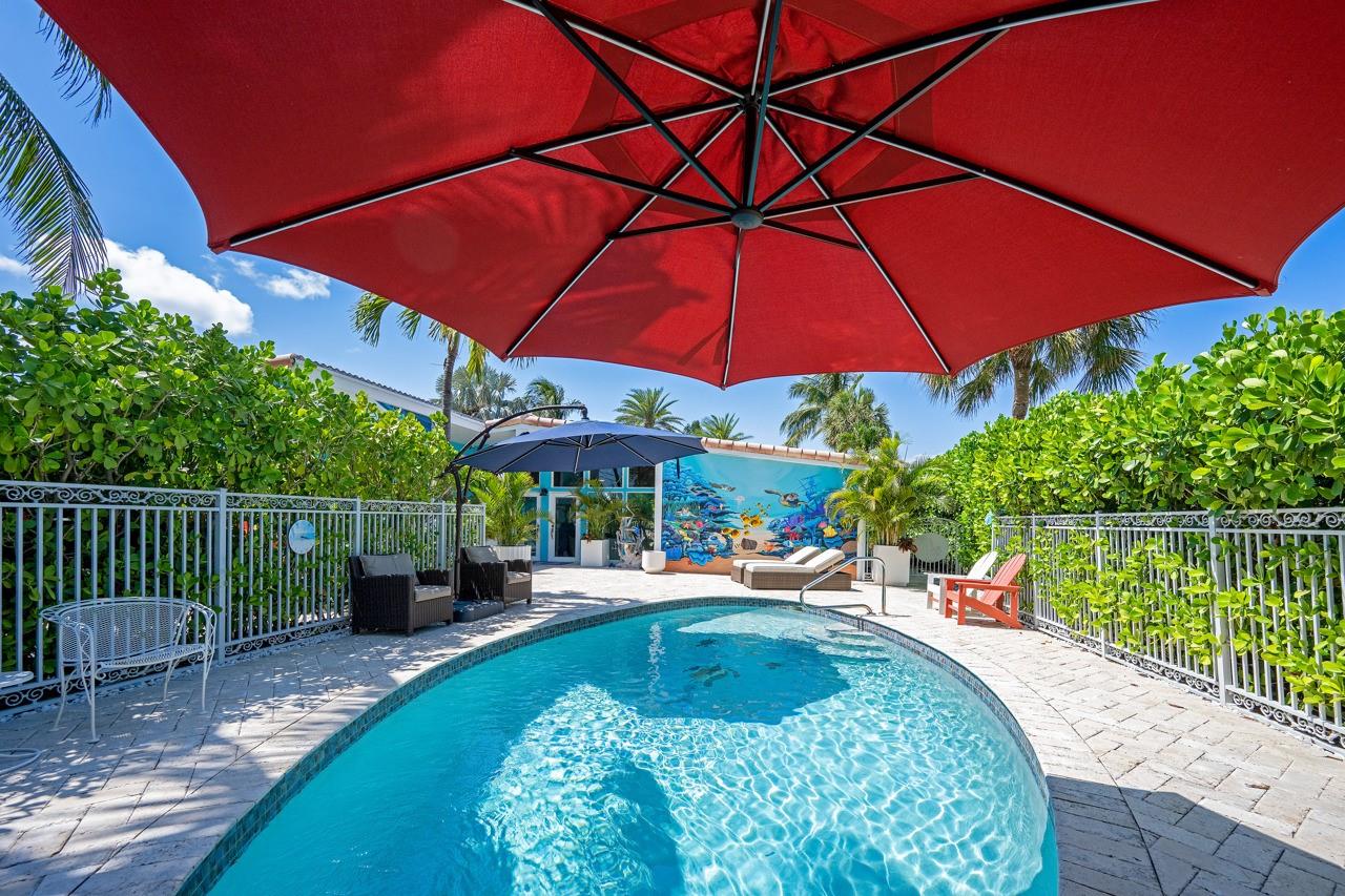 Separate Huge Travertine Pool Deck w/ the Ultimate Privacy