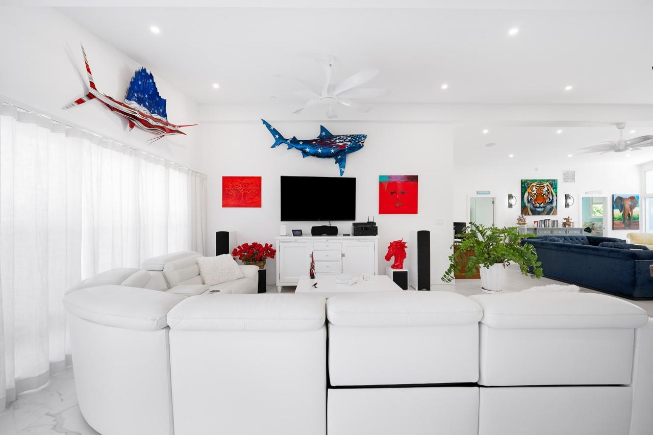 Spacious Family Room where we can all be cozy