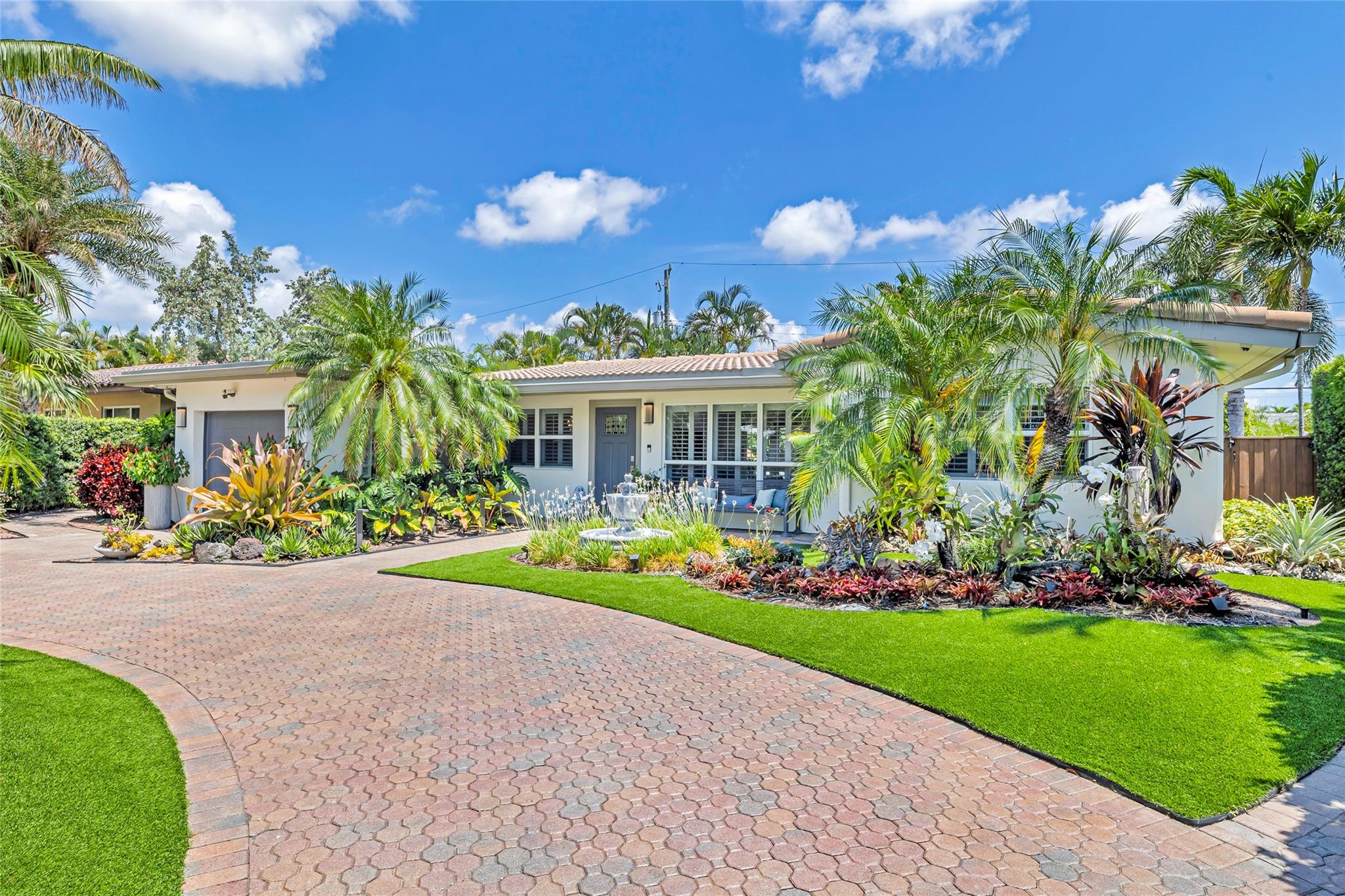 257 Allenwood Dr Lauderdale By The Sea FL 33308 | F10443587