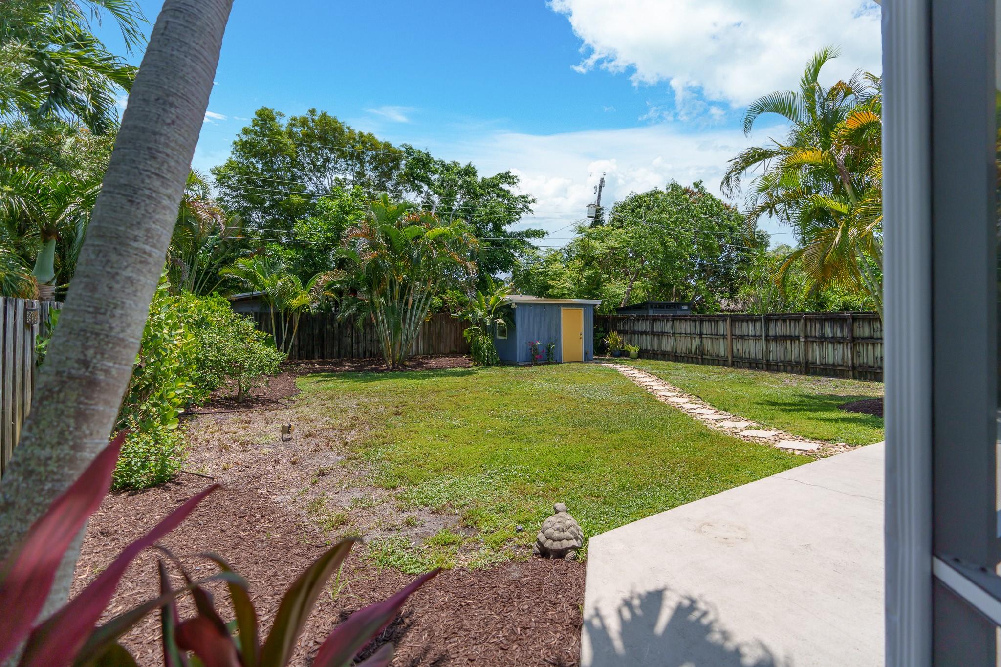 You could even play frisbee back here!