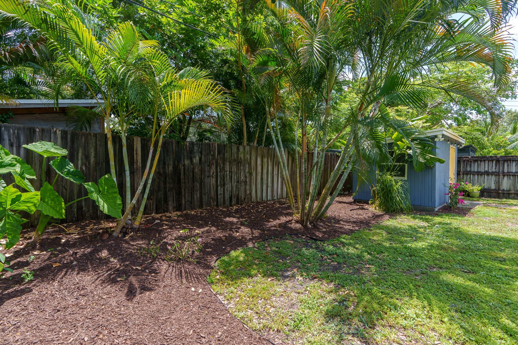 A wonderful piece of SE FL property