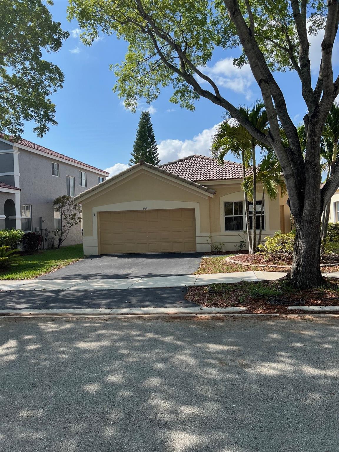 4107 Sabal Ridge Cir Weston FL 33331 | F10445314