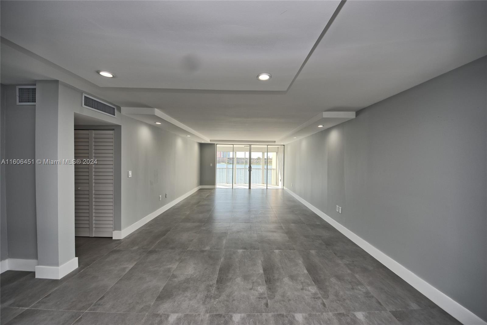 Jade Winds Group Allamand