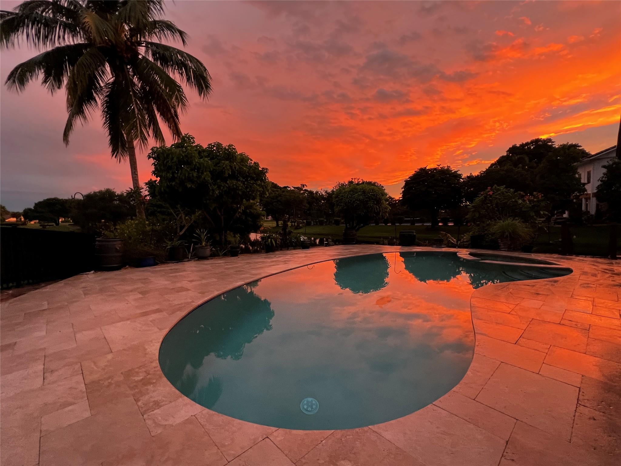 851 Sw 87th Terrace Plantation FL 33324 | F10445976