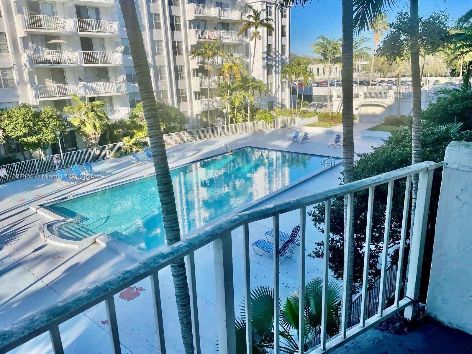 494-nw-165th-st-rd-c306-miami-fl-33169/hzid_1e7b05a7