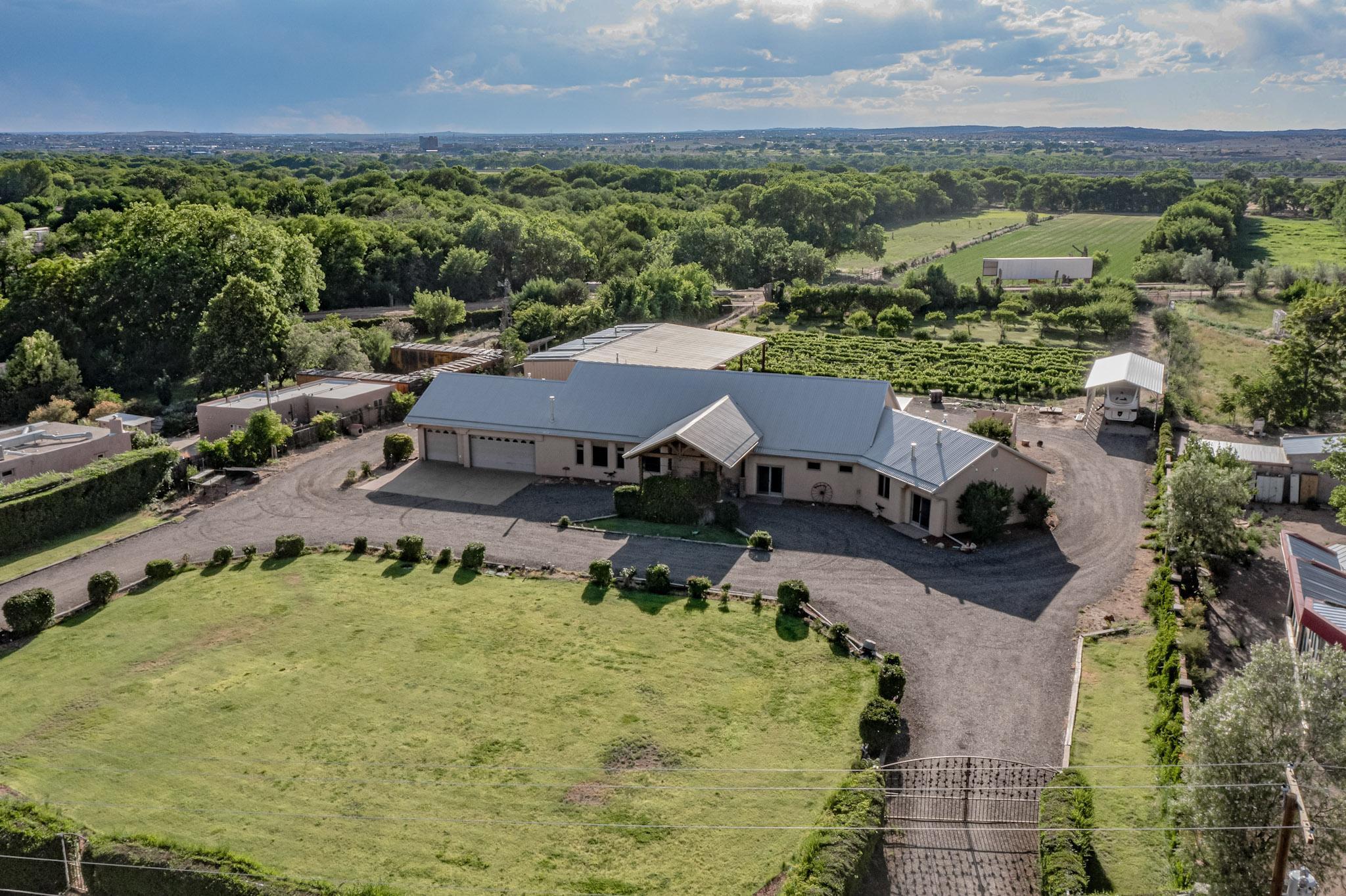 Homes for sale in Bernalillo, NM | 17 Llanito Rd, Bernalillo, NM 87004 | MLS# 1065200