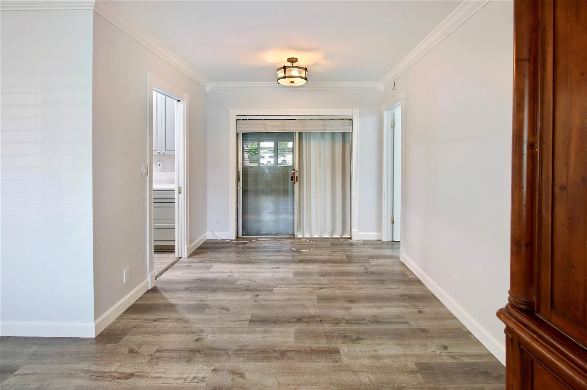 Access to huge enclosed patio.