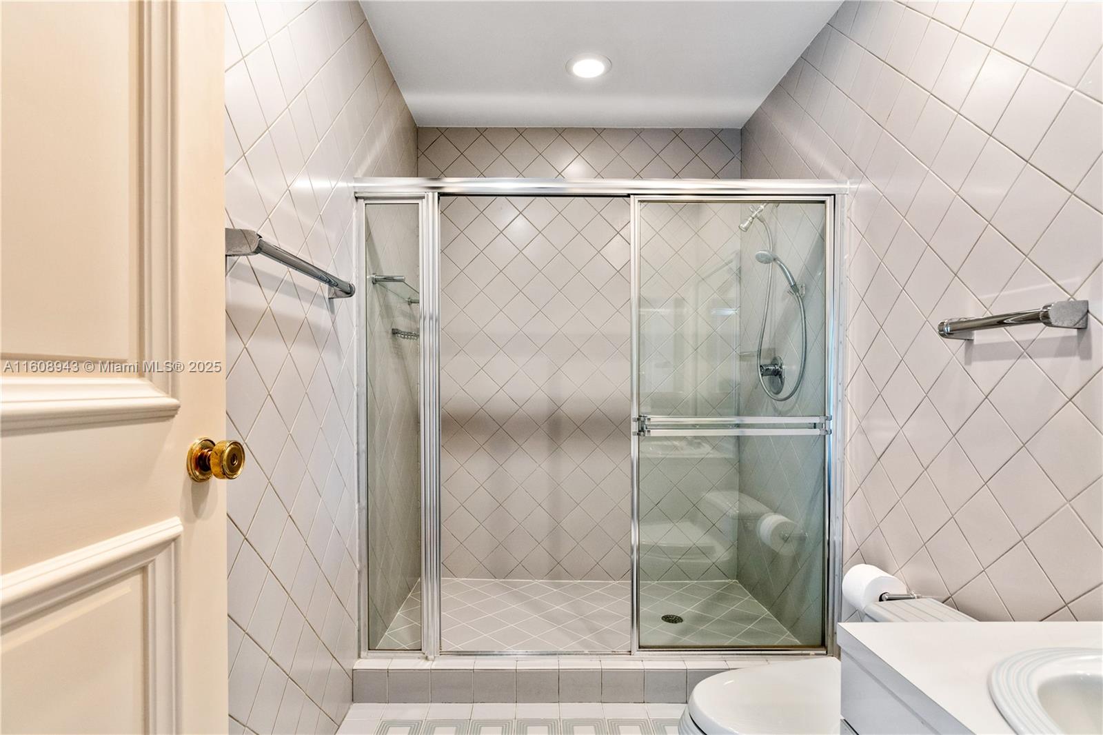 241 Cape Florida Dr, Key Biscayne FL 33149