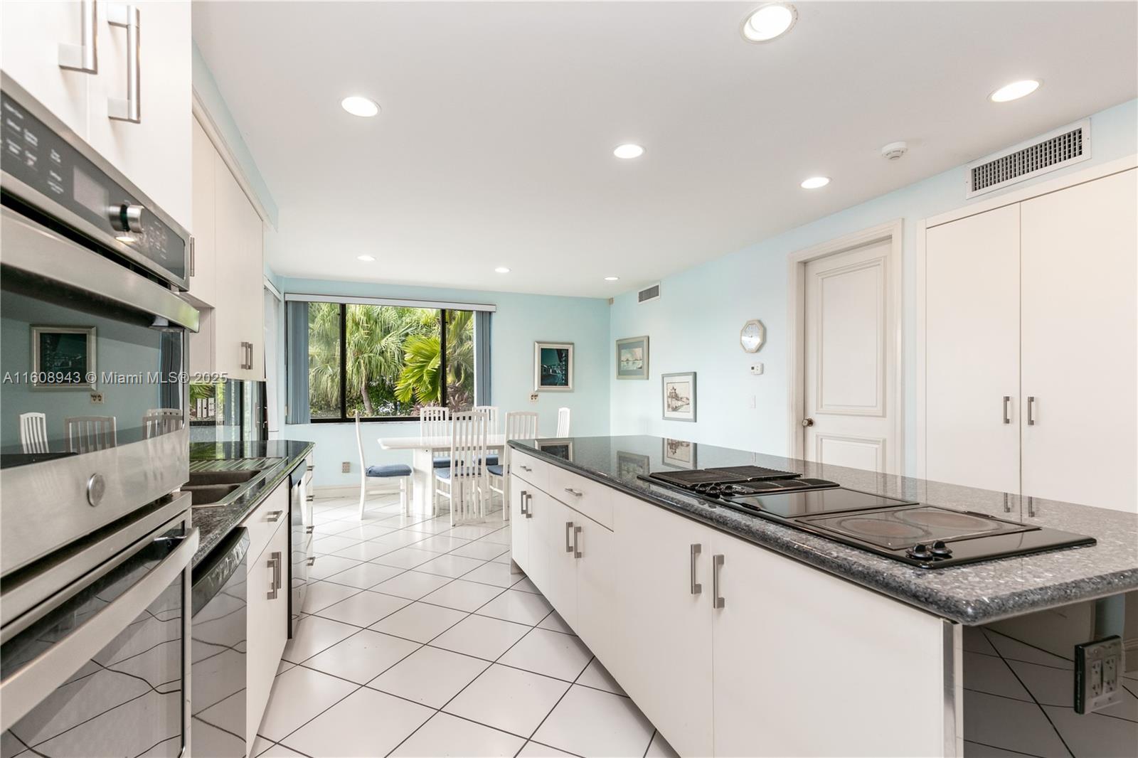 241 Cape Florida Dr, Key Biscayne FL 33149