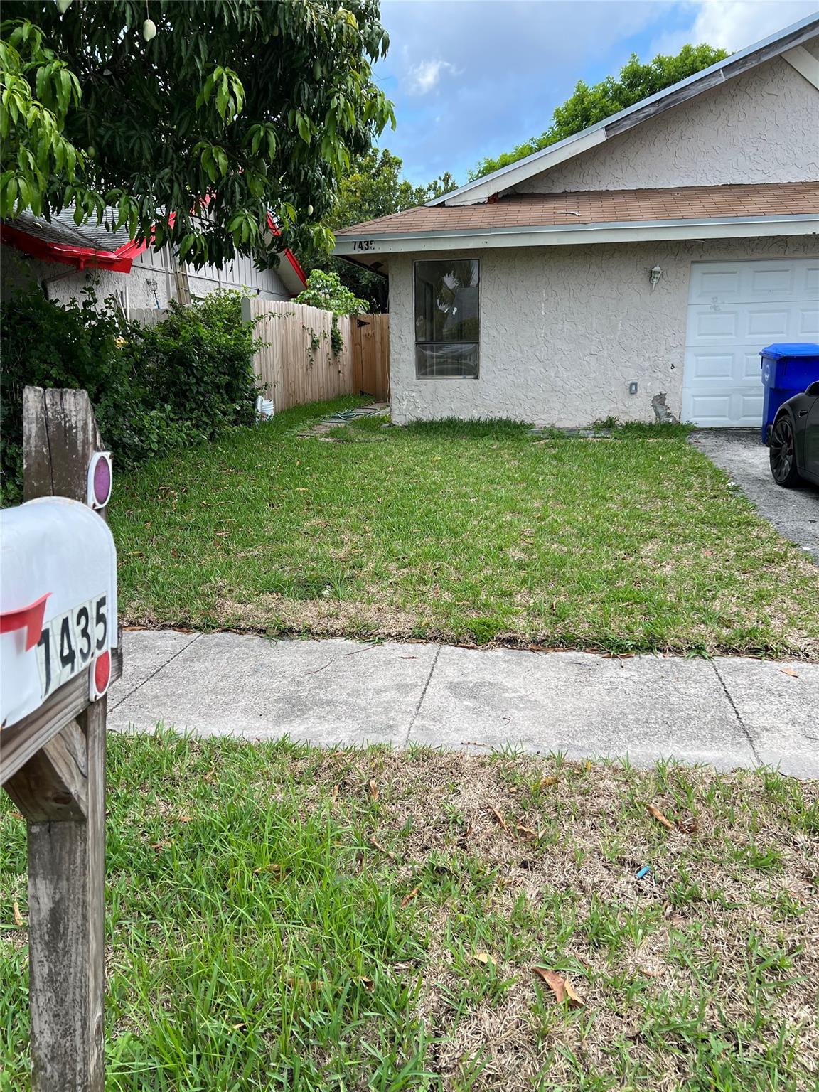 7435 Sw 14th Pl North Lauderdale FL 33068 | F10446529