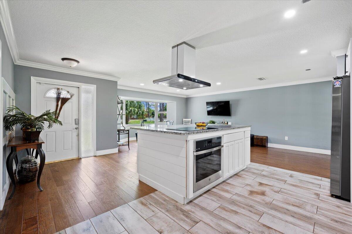 11128 42nd Road N The Acreage FL 33411 | R10997939