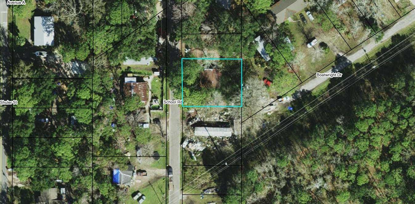 Homes for sale in Eastpoint, FL | 32 School Rd, Eastpoint, FL 32328 | MLS# F10447707