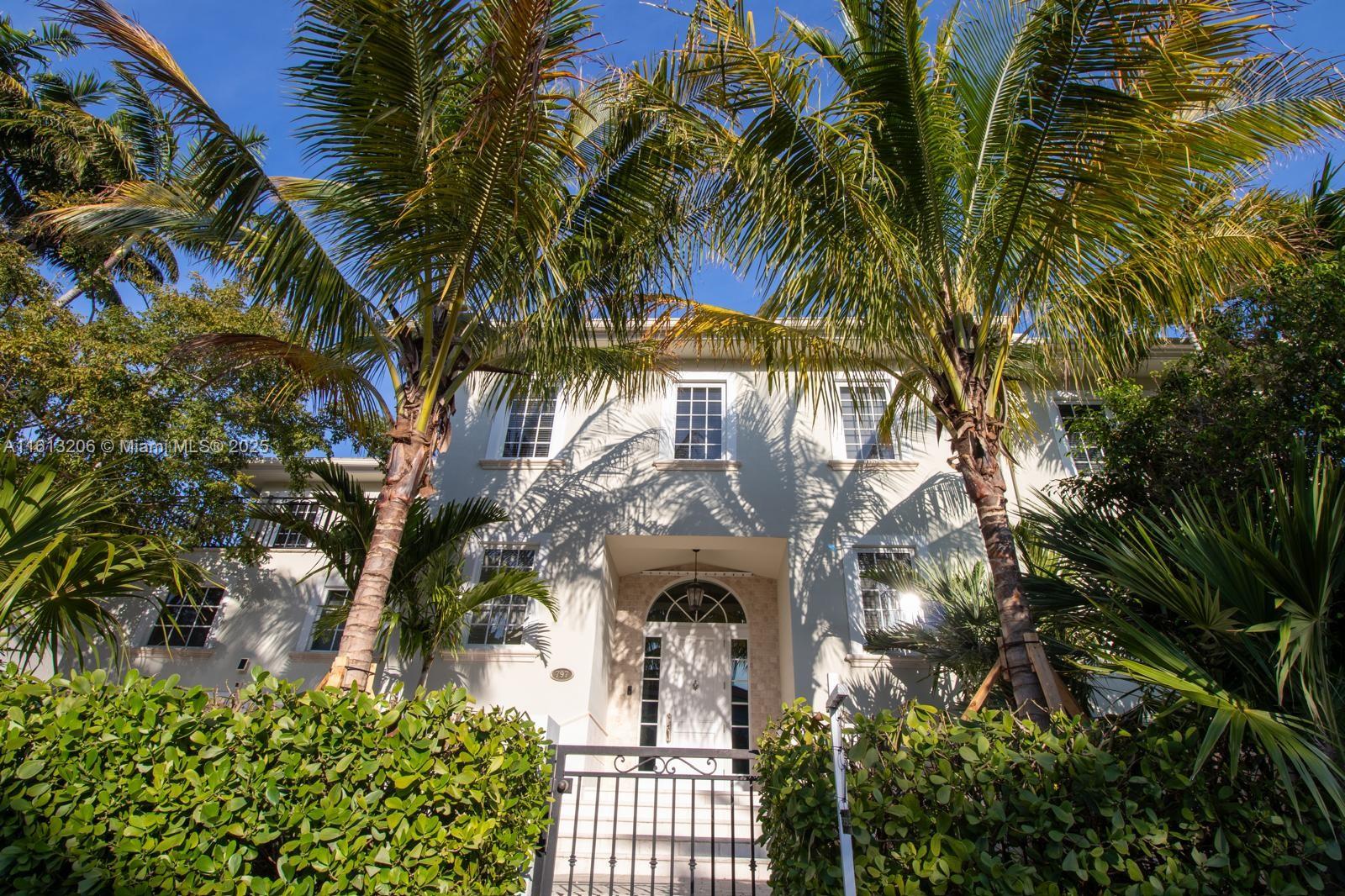 797 Ridgewood Rd Key Biscayne, FL 33149