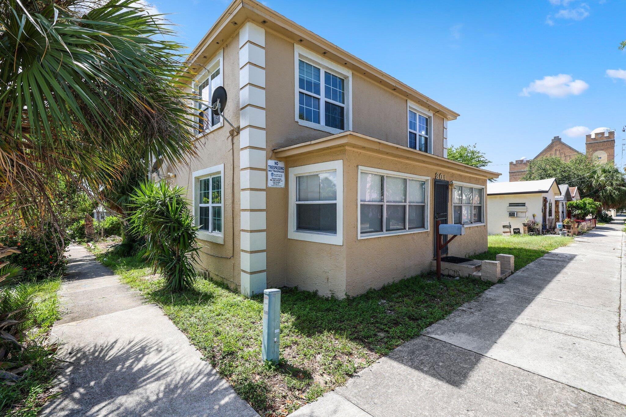 801 Division Avenue West Palm Beach FL 33401 | R10999588