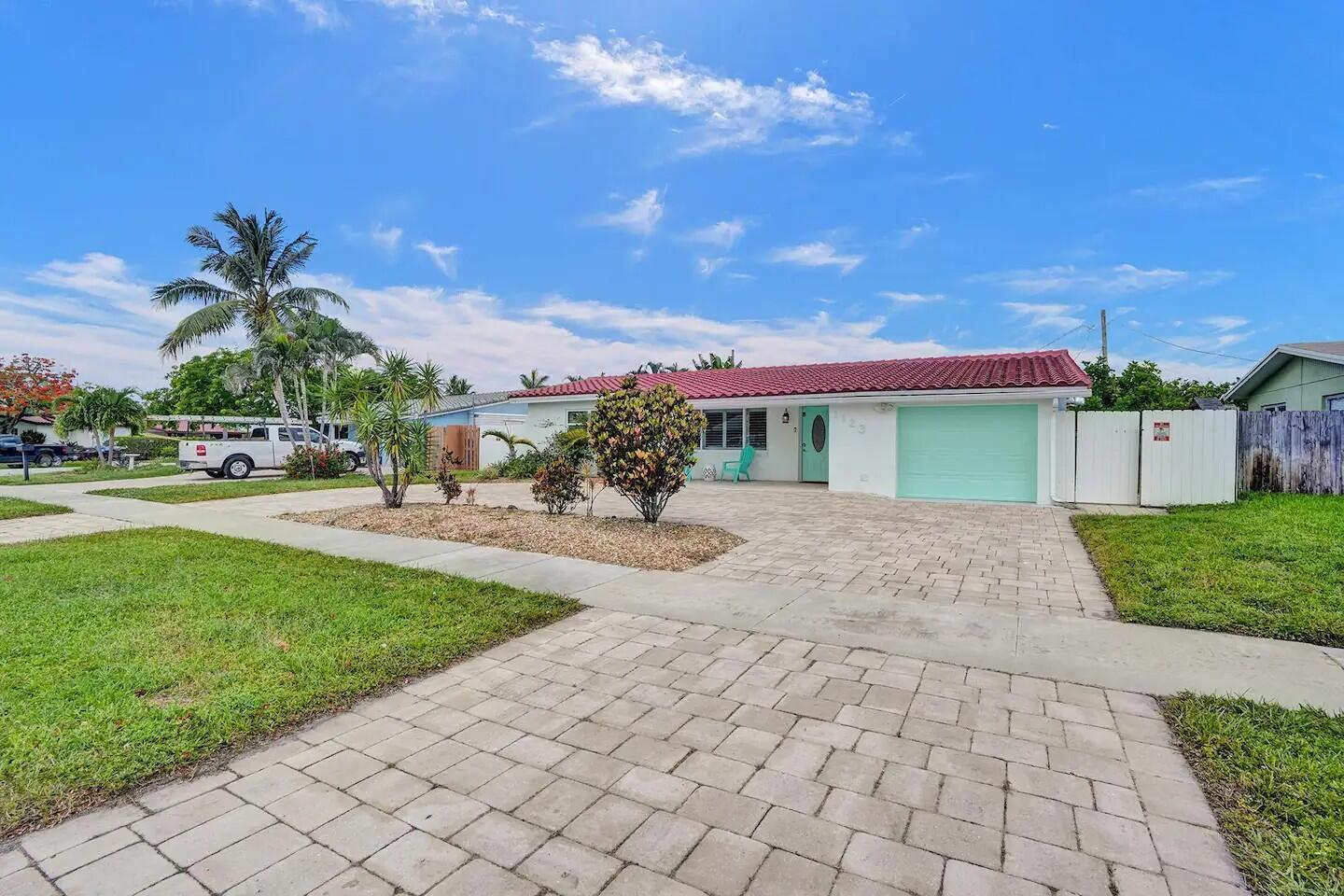 1123 Se 2nd Avenue Deerfield Beach FL 33441 | R10999878