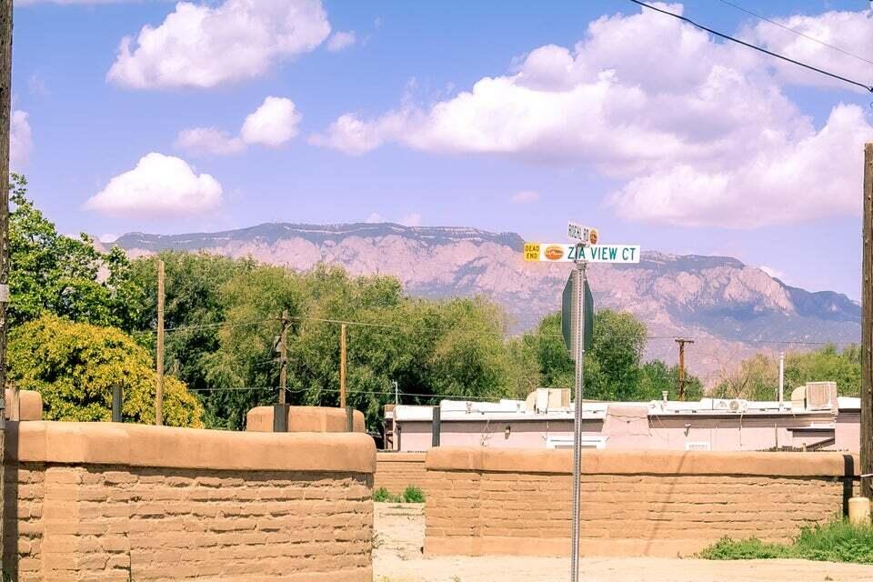 Homes for sale in Los Ranchos, NM | Zia View Ct Nw, Los Ranchos, NM 87107 | MLS# 1066100