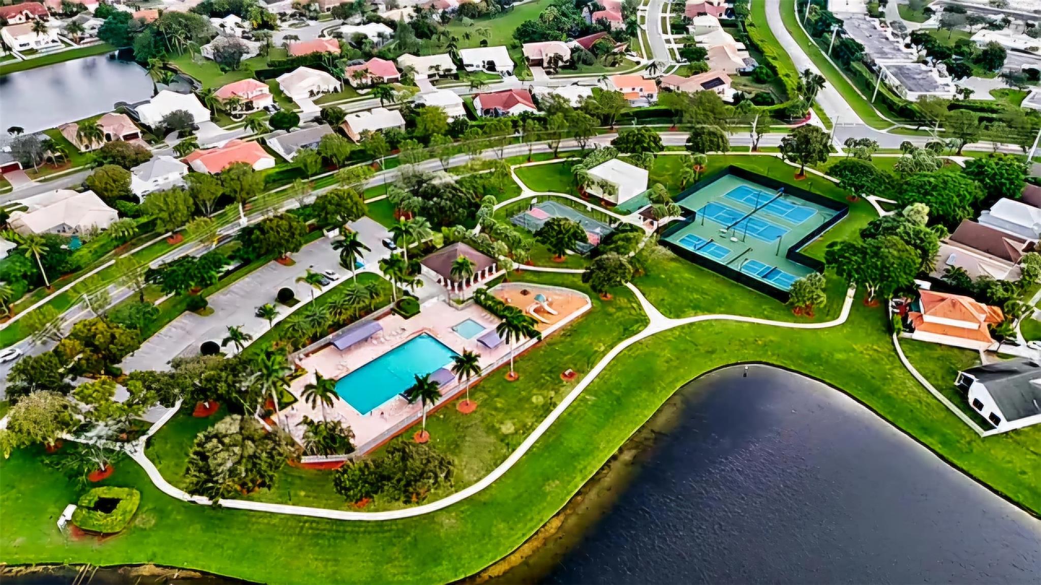 Tenis court ,club house, pool ,pickedball court, playground d