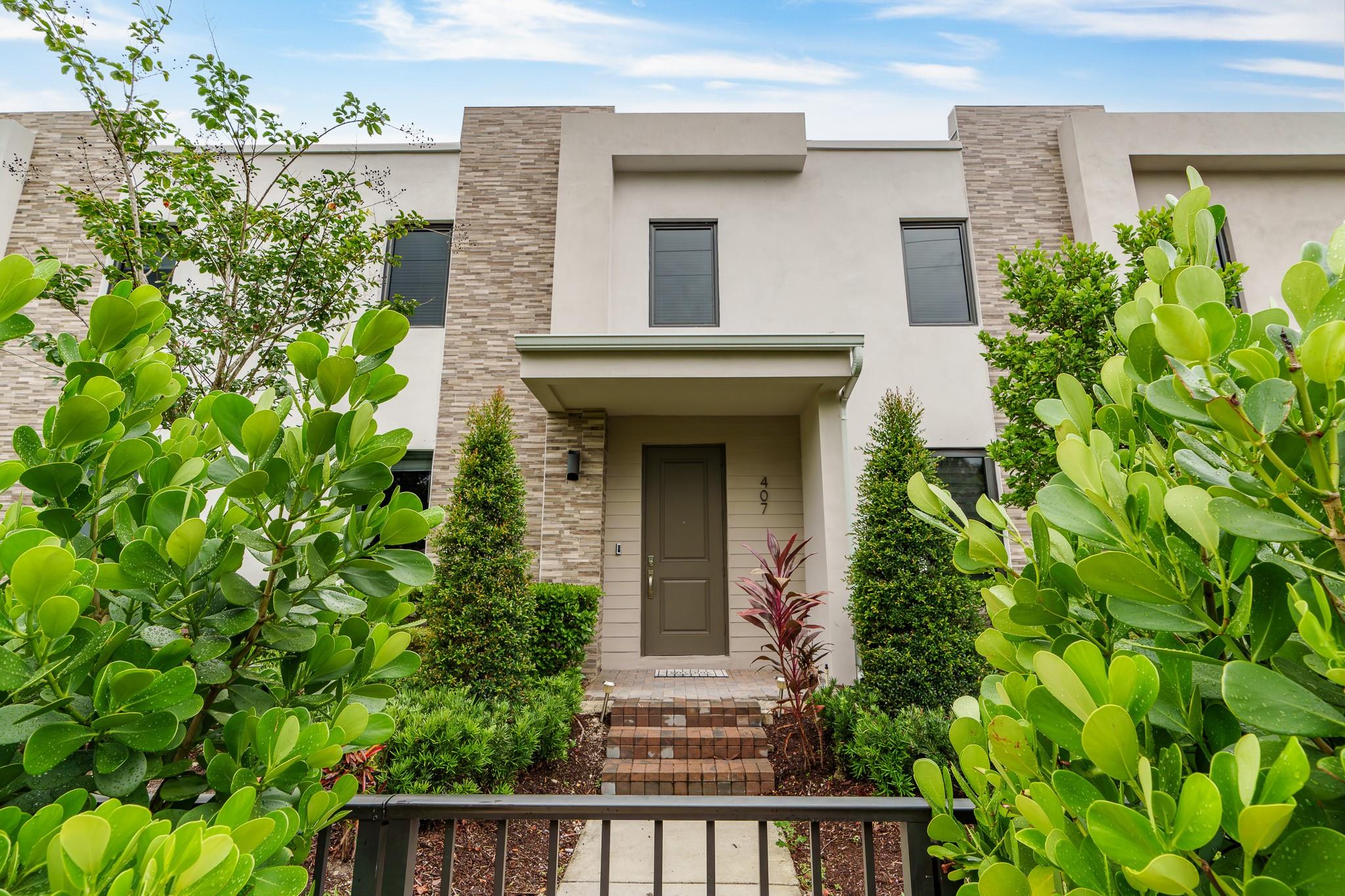 407 Nw 17th St Fort Lauderdale FL 33311 | F10448870