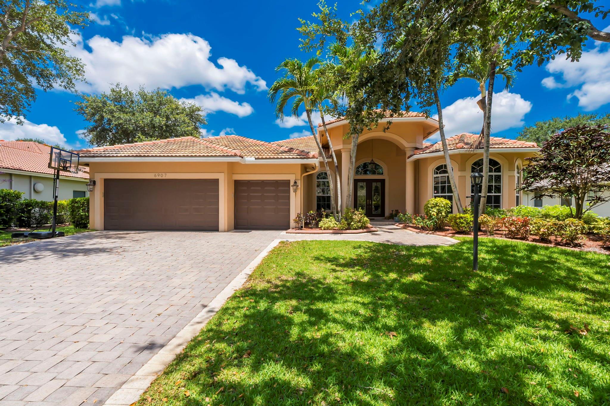 6907 Nw 107th Ter Parkland FL 33076 | F10449173