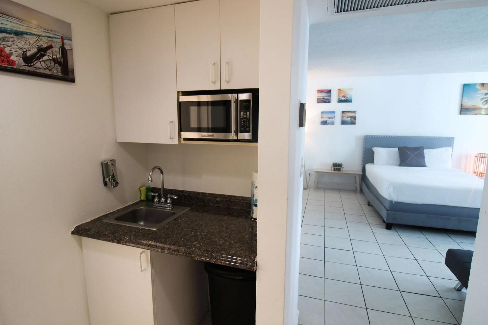 Homes for sale in Miami Beach, FL | 5445 Collins Ave #1205, Miami Beach, FL 33140 | MLS# F10449514