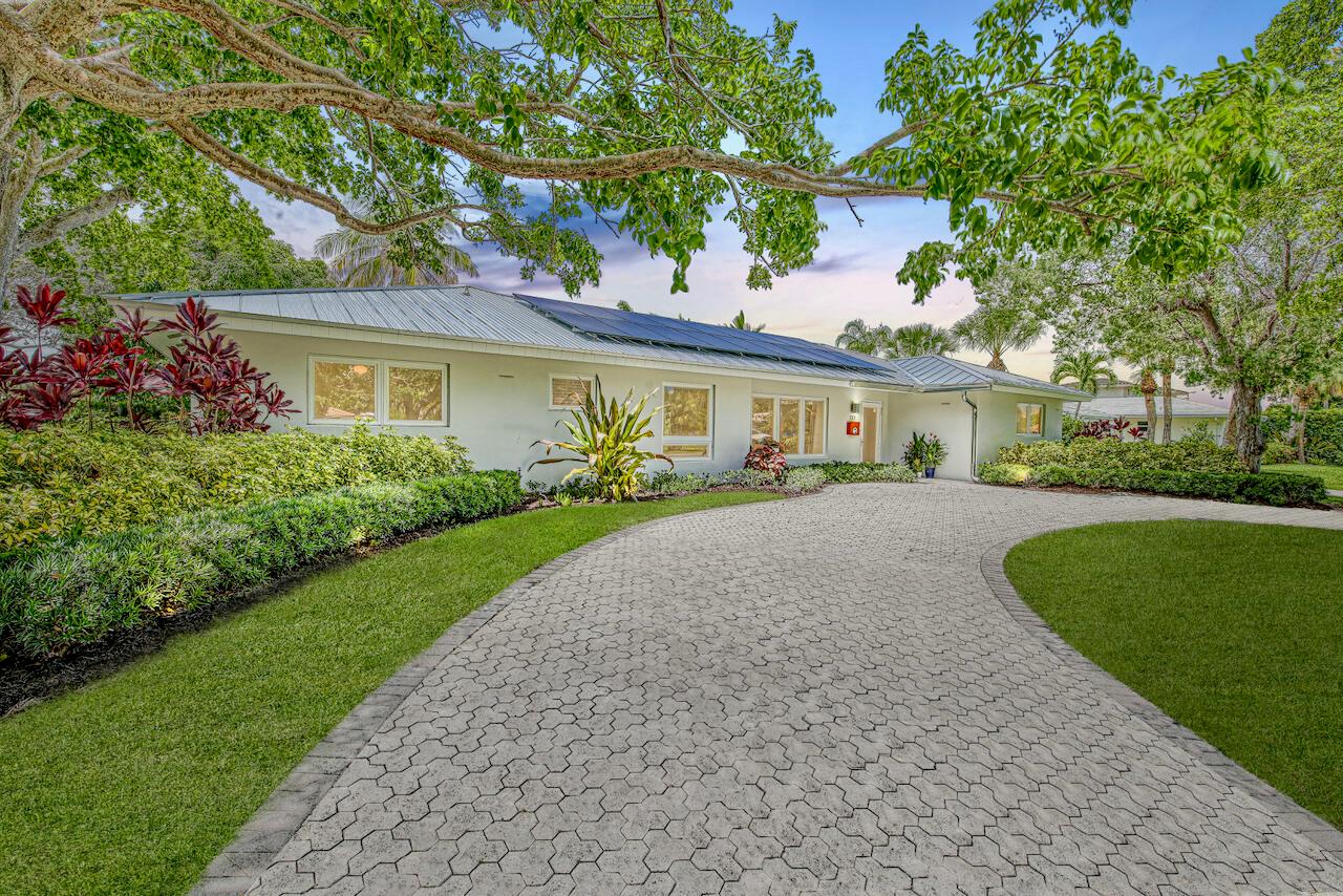 137 Cruiser Road S North Palm Beach FL 33408 | R11001911