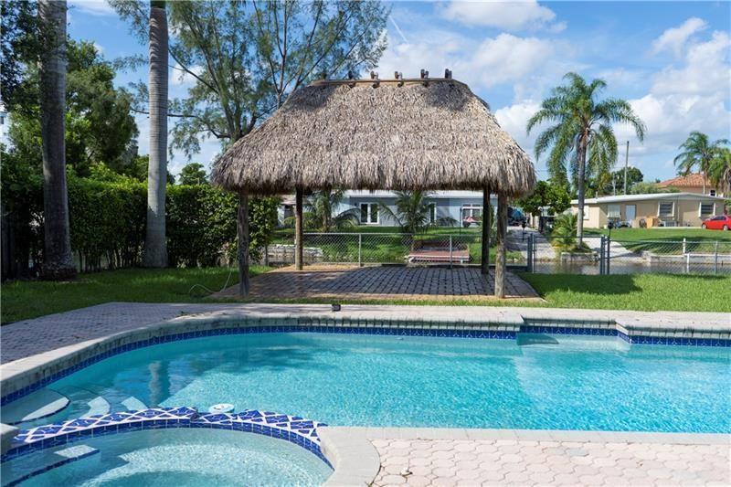 Homes for sale in Hialeah, FL | 8165 Nw 182Nd St, Hialeah, FL 33015 | MLS# F10449793