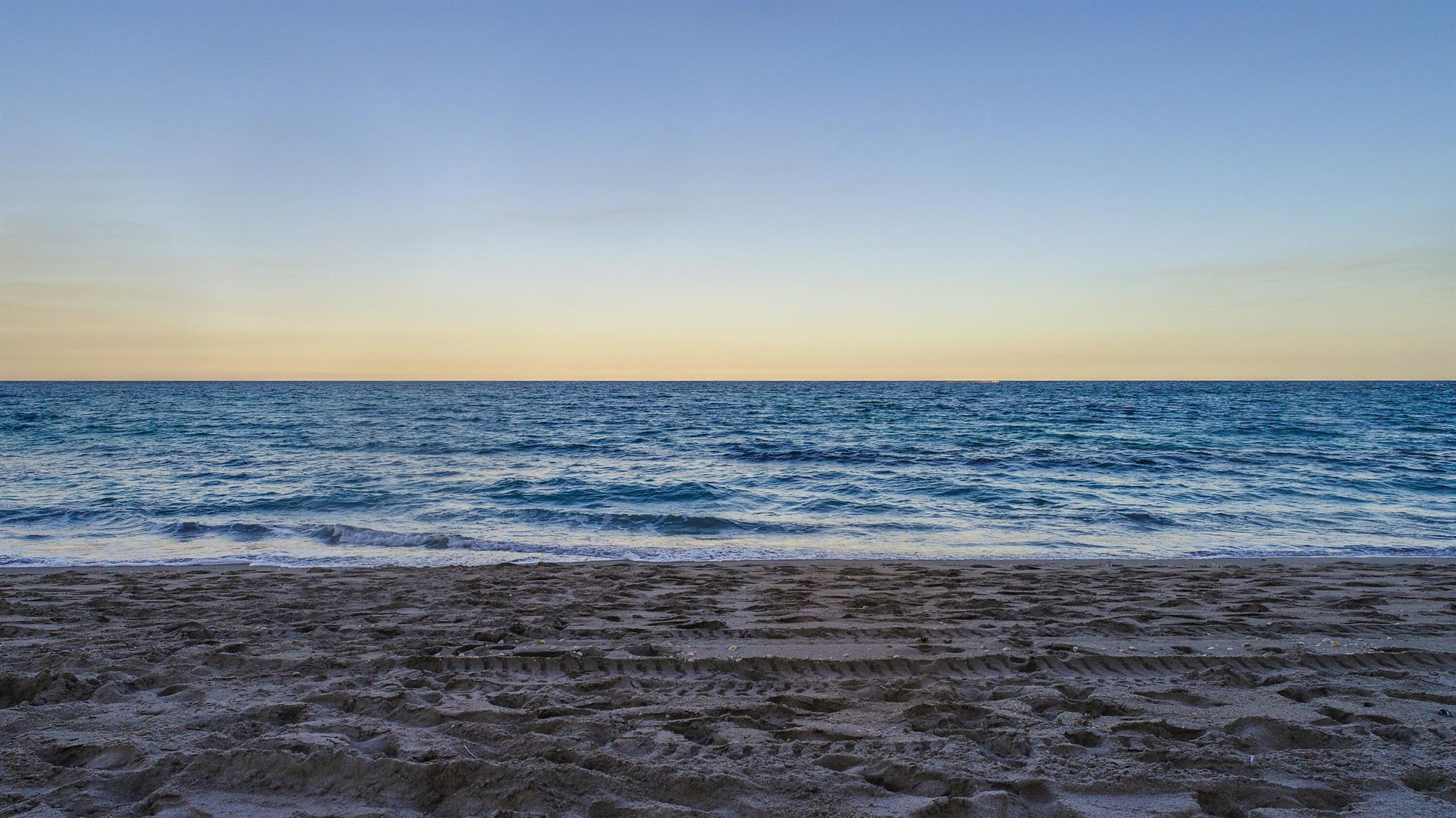 Homes for sale in South Palm Beach, FL | 3560 S Ocean Boulevard #Ph-6, South Palm Beach, FL 33480 | MLS# R11002312