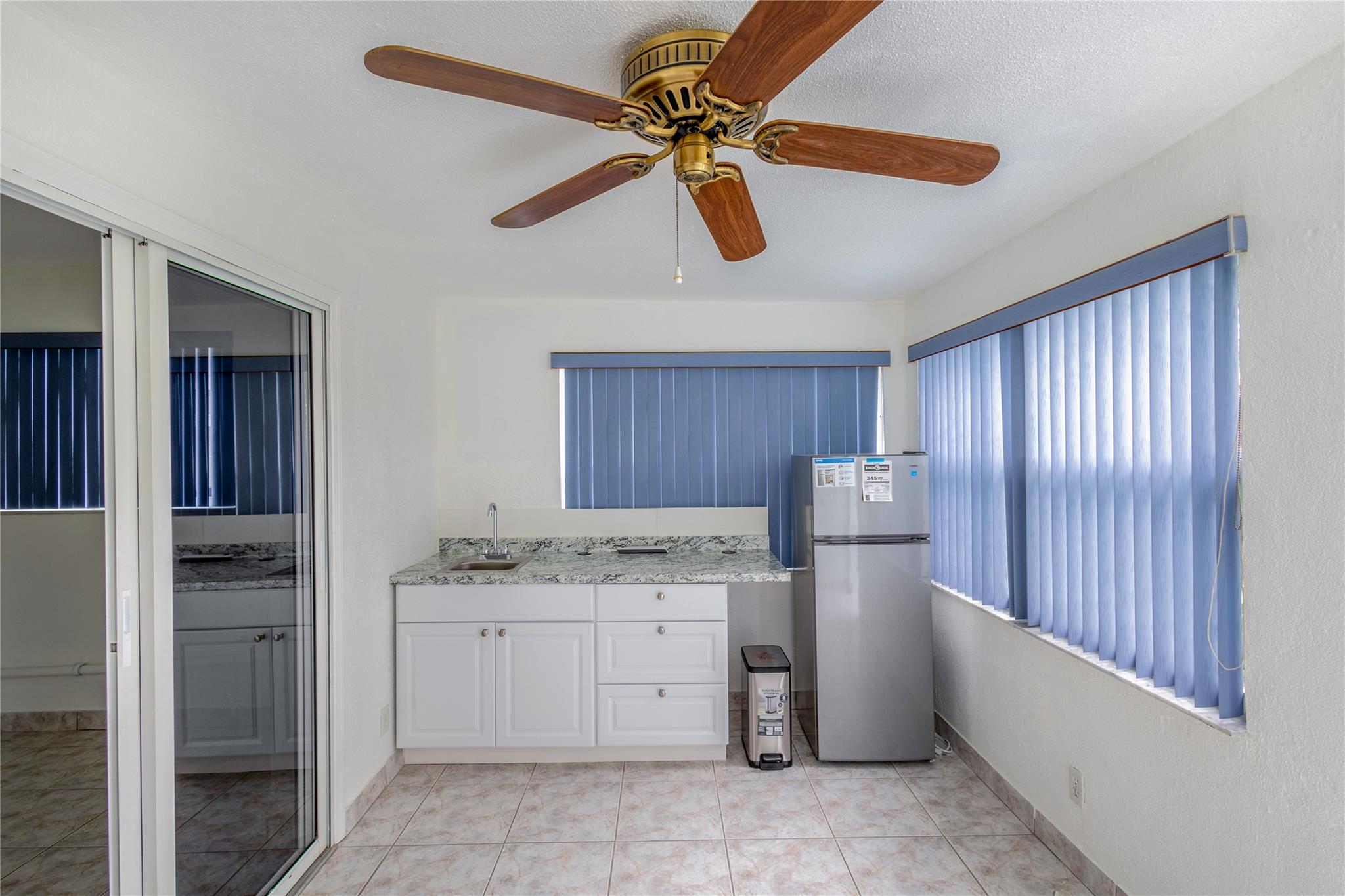 Back entrance to the second bedroom.