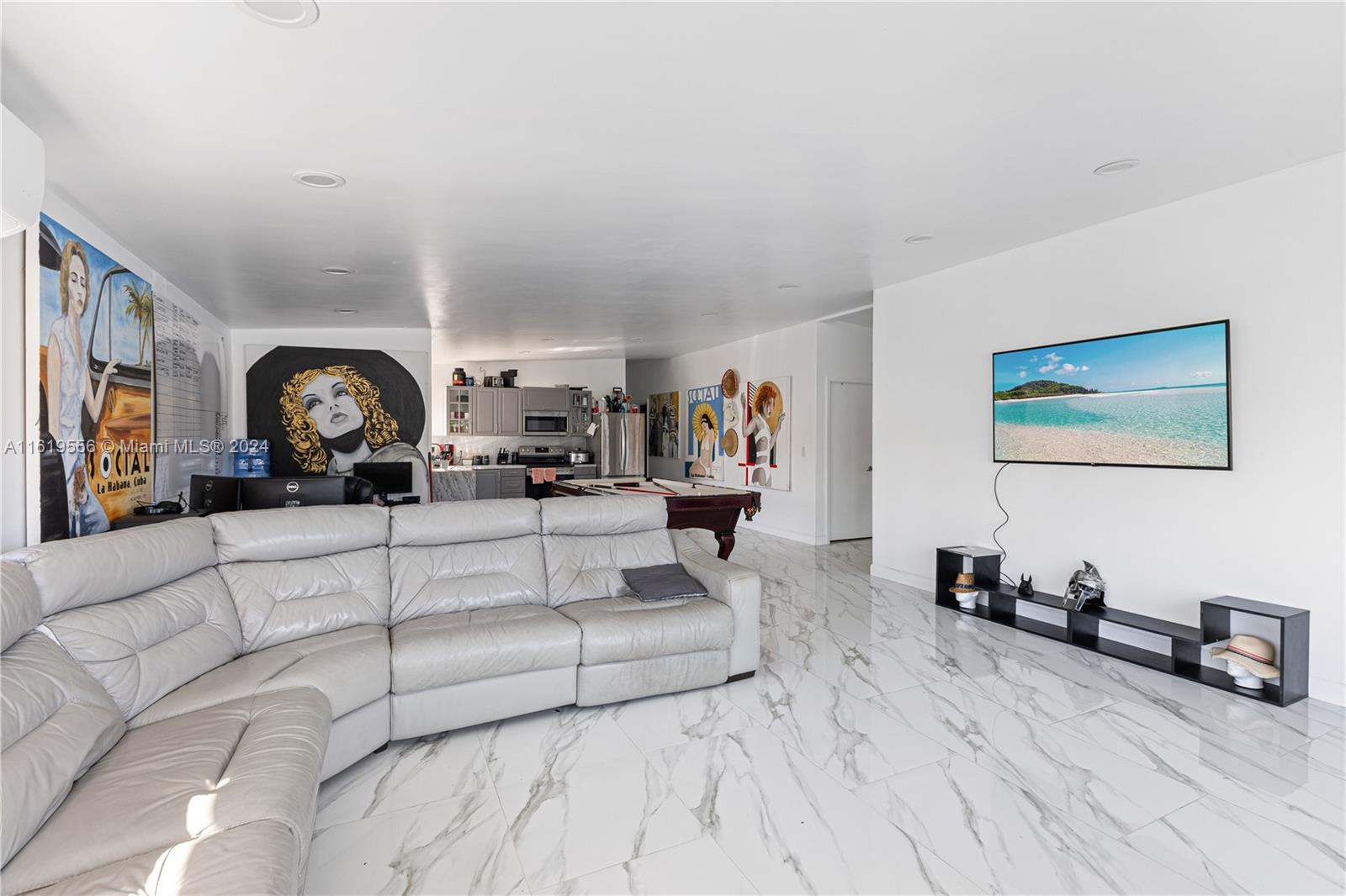 8221 Crespi Blvd, Miami Beach FL 33141