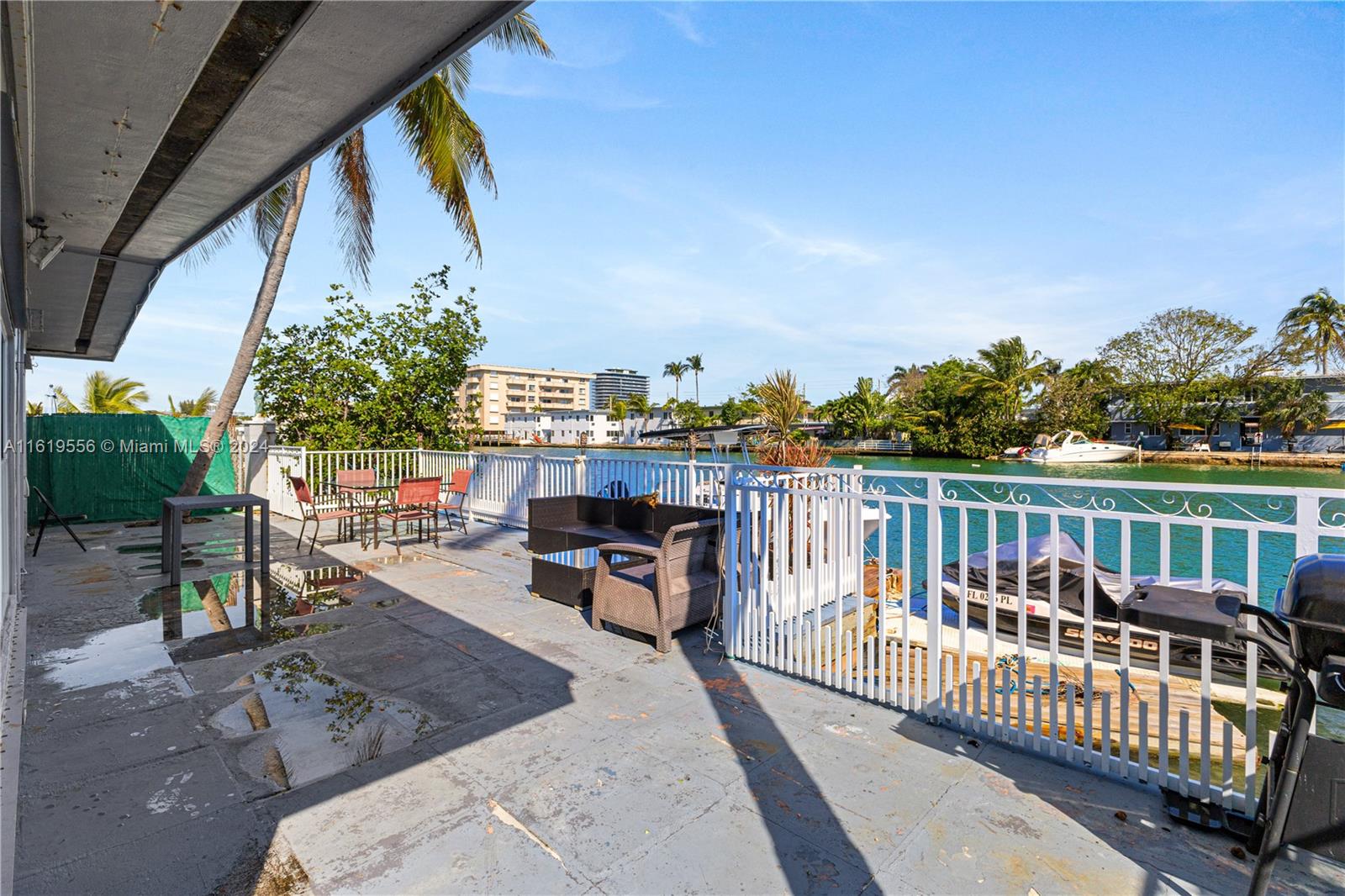 8221 Crespi Blvd, Miami Beach FL 33141