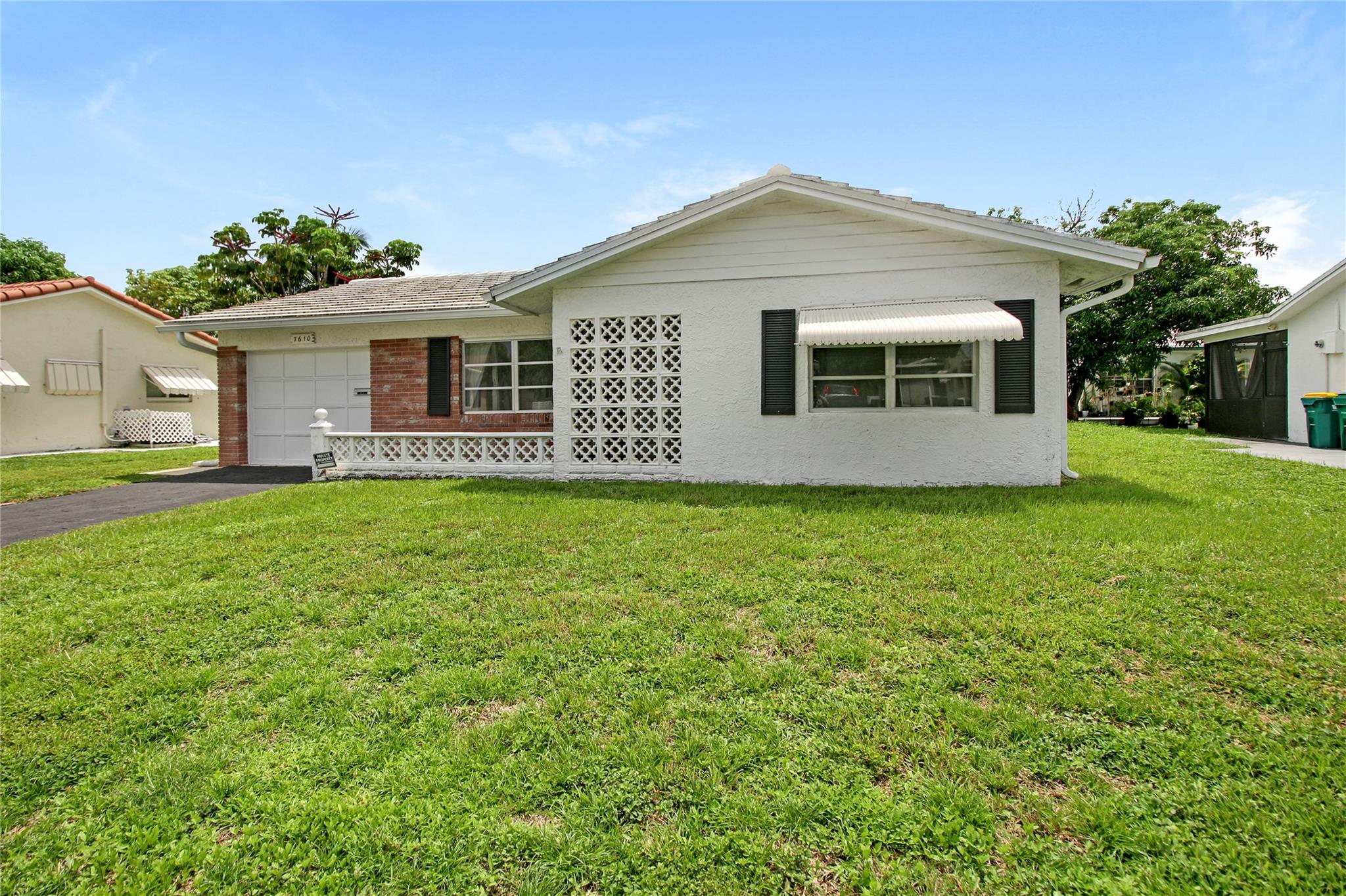 7610 Nw 68th Ter Tamarac FL 33321 | F10449924