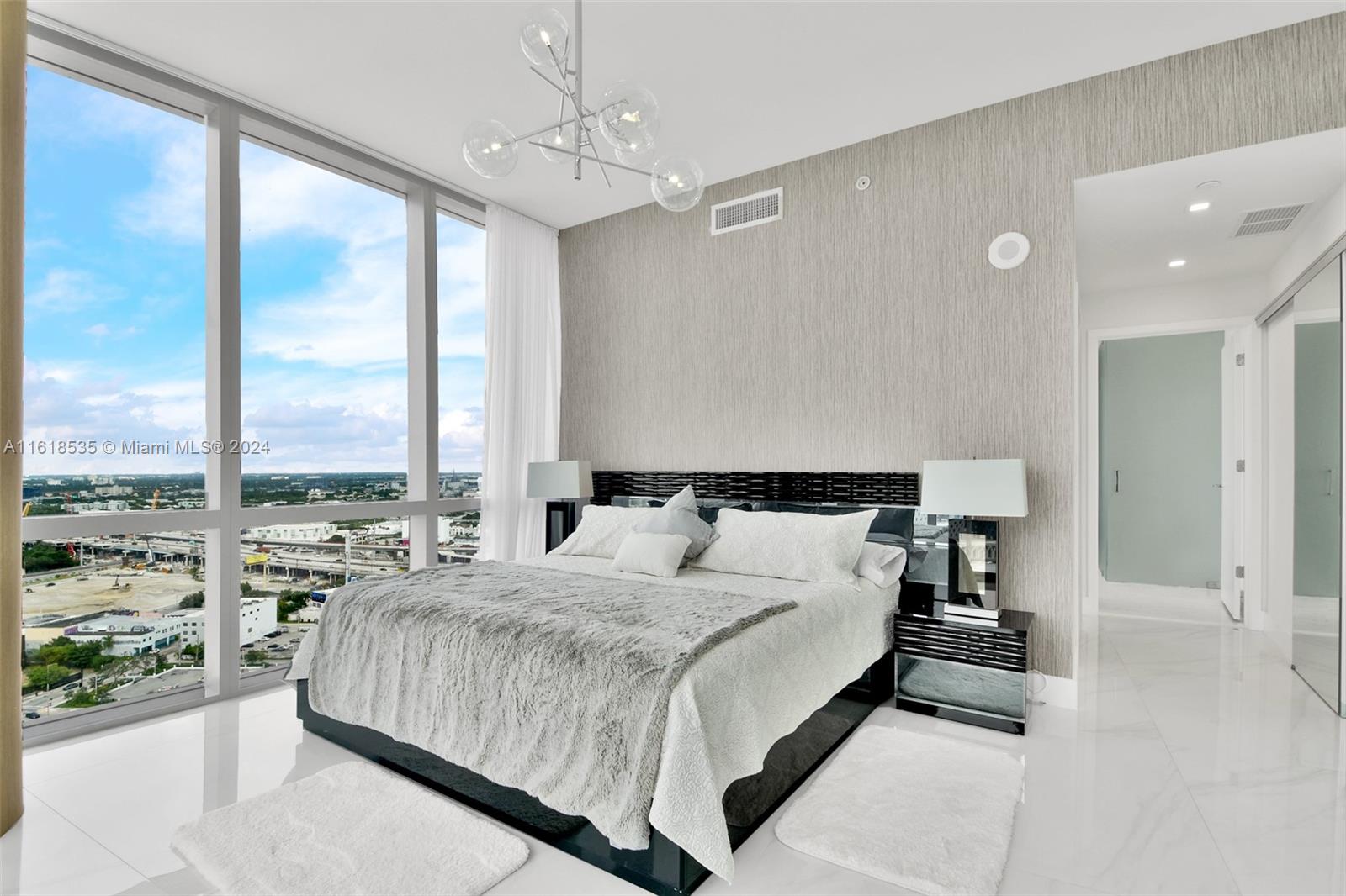 851 NE 1st Ave #2112, Miami FL 33132