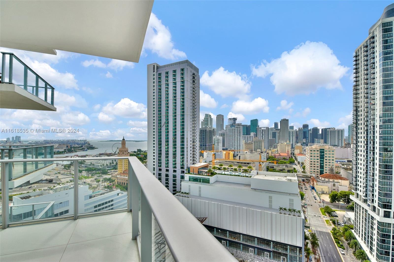 851 NE 1st Ave #2112, Miami FL 33132