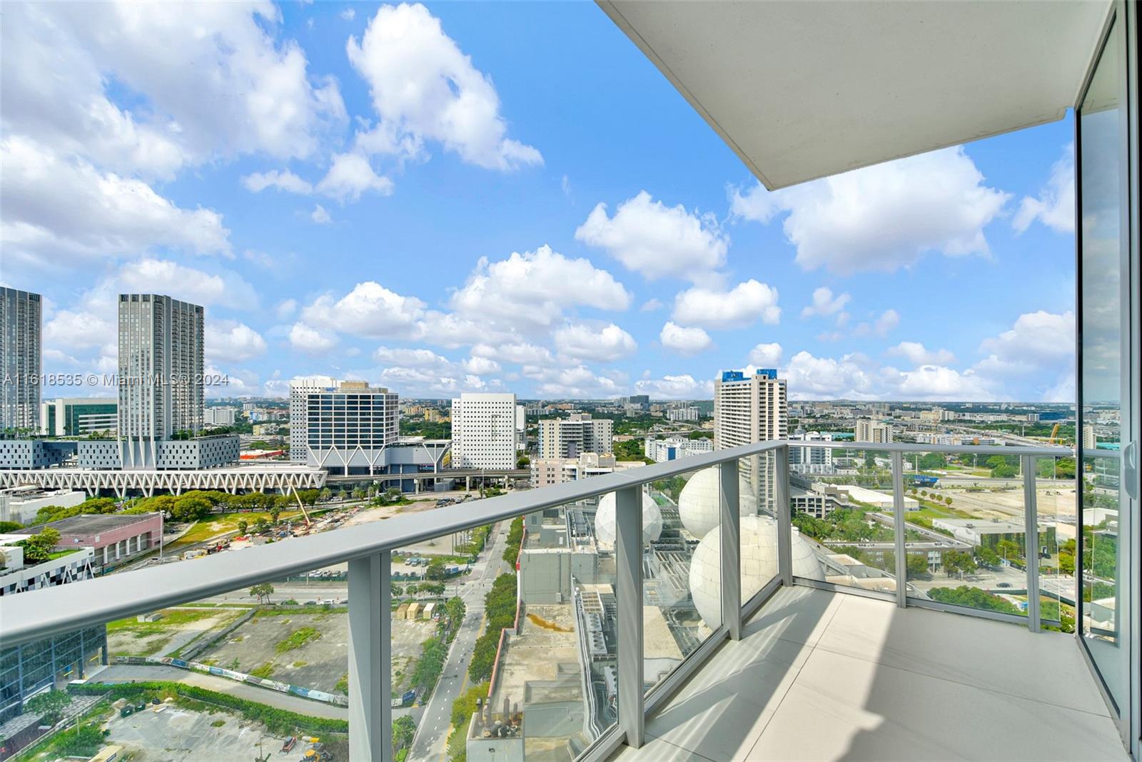 851 NE 1st Ave #2112, Miami FL 33132