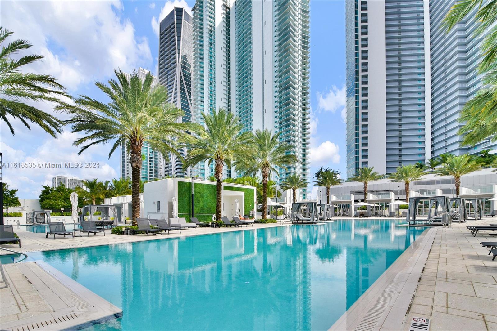 851 NE 1st Ave #2112, Miami FL 33132