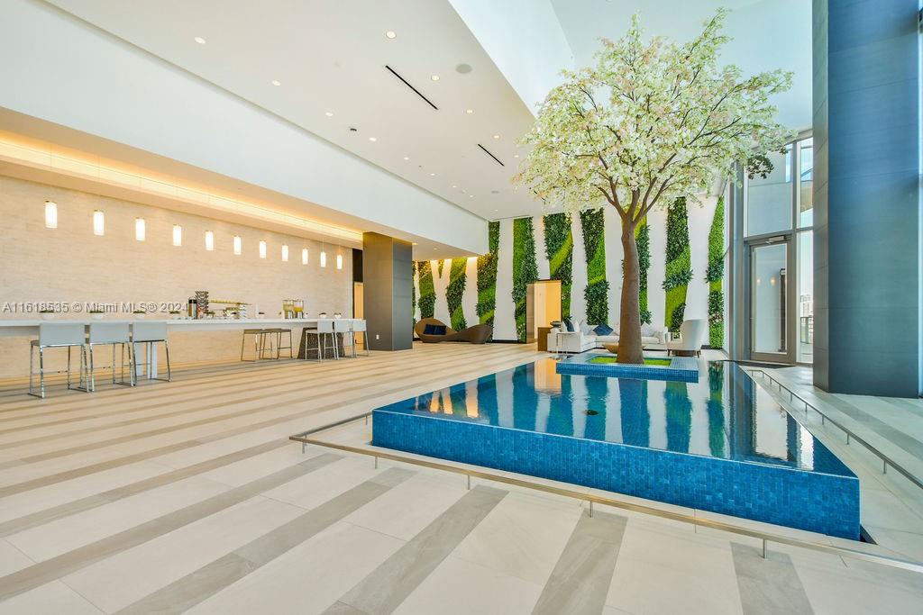 851 NE 1st Ave #2112, Miami FL 33132