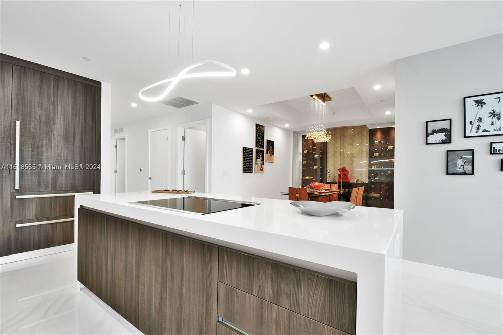 851 NE 1st Ave #2112, Miami FL 33132